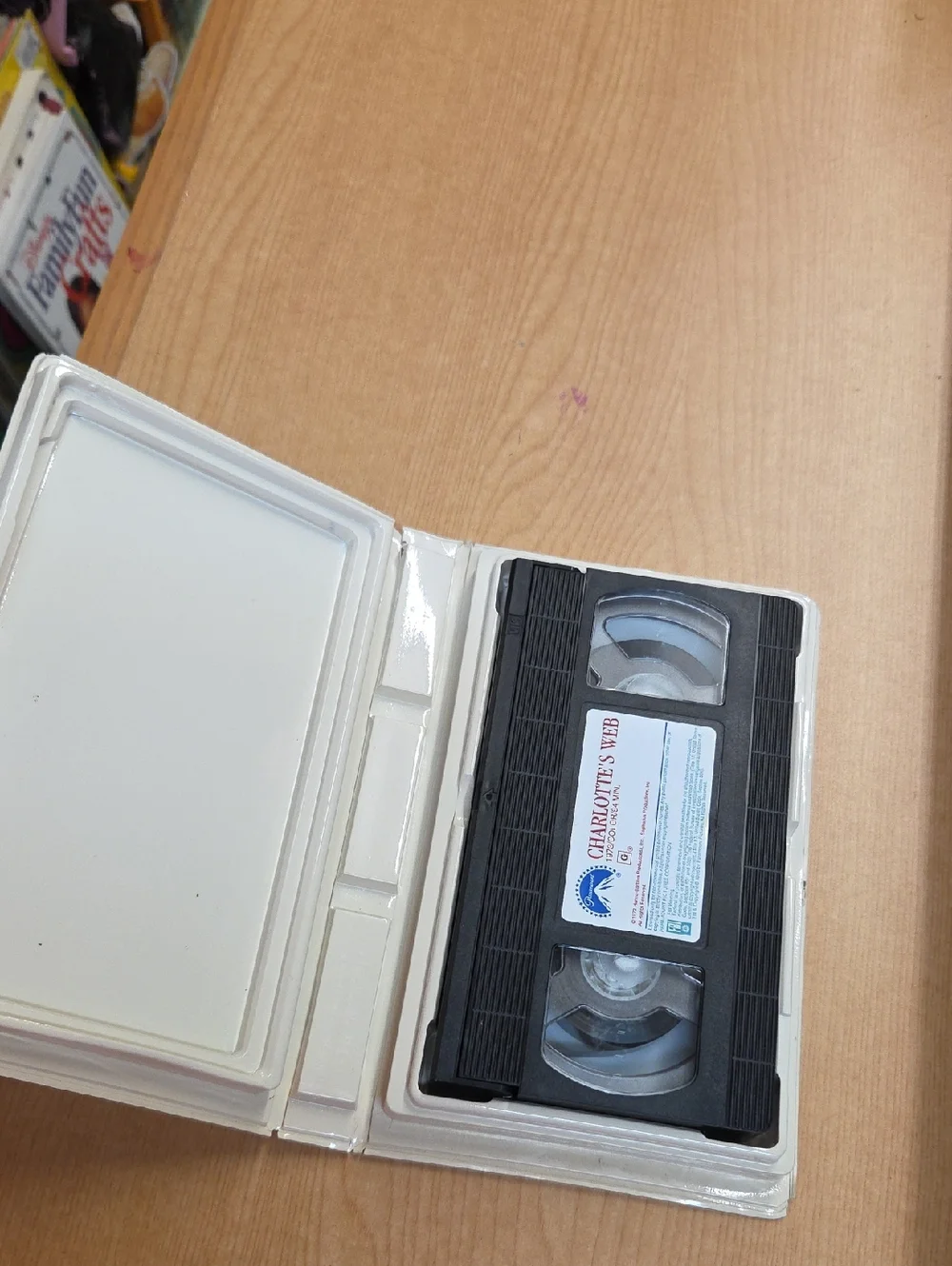 Charlotte's Web Book, Dvd, Vhs,‎ Pin And Babe Book